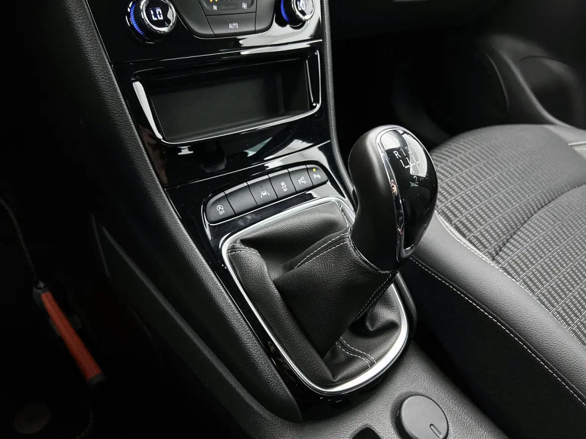 1.2 Business Elegance | 145pk | Navigatie | Camera | Trekhaak | Volledig Dealer Onderhouden! | 44.000km |