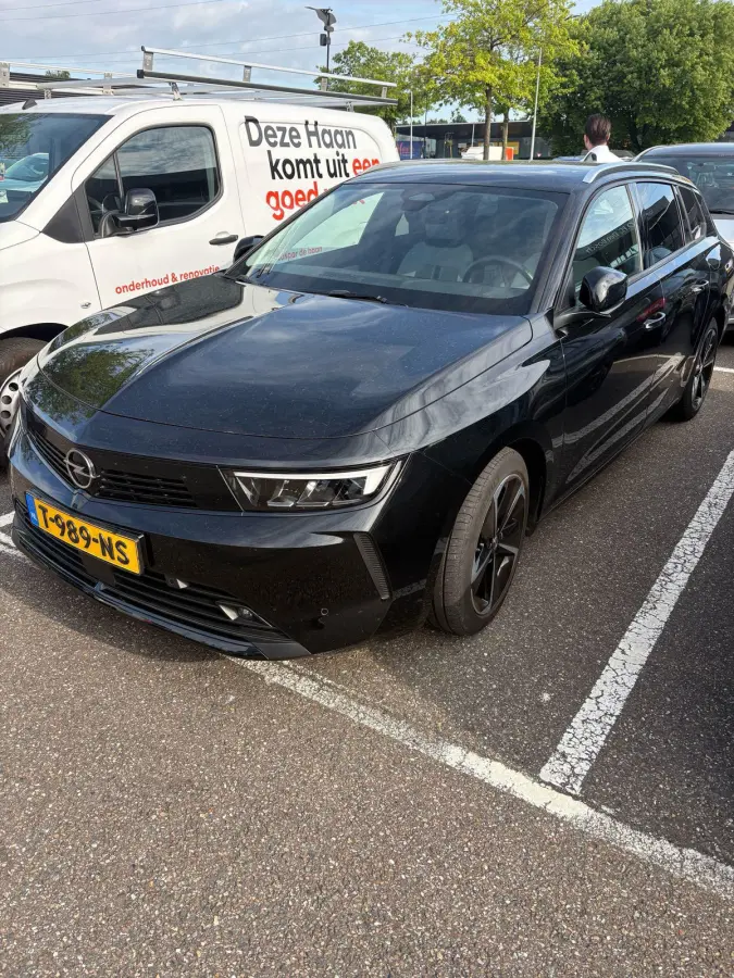 1.2 Business Elegance | 130pk | 36.000km! | Apple Carplay/Android Auto | Camera | Stuur+Stoelverwarming |