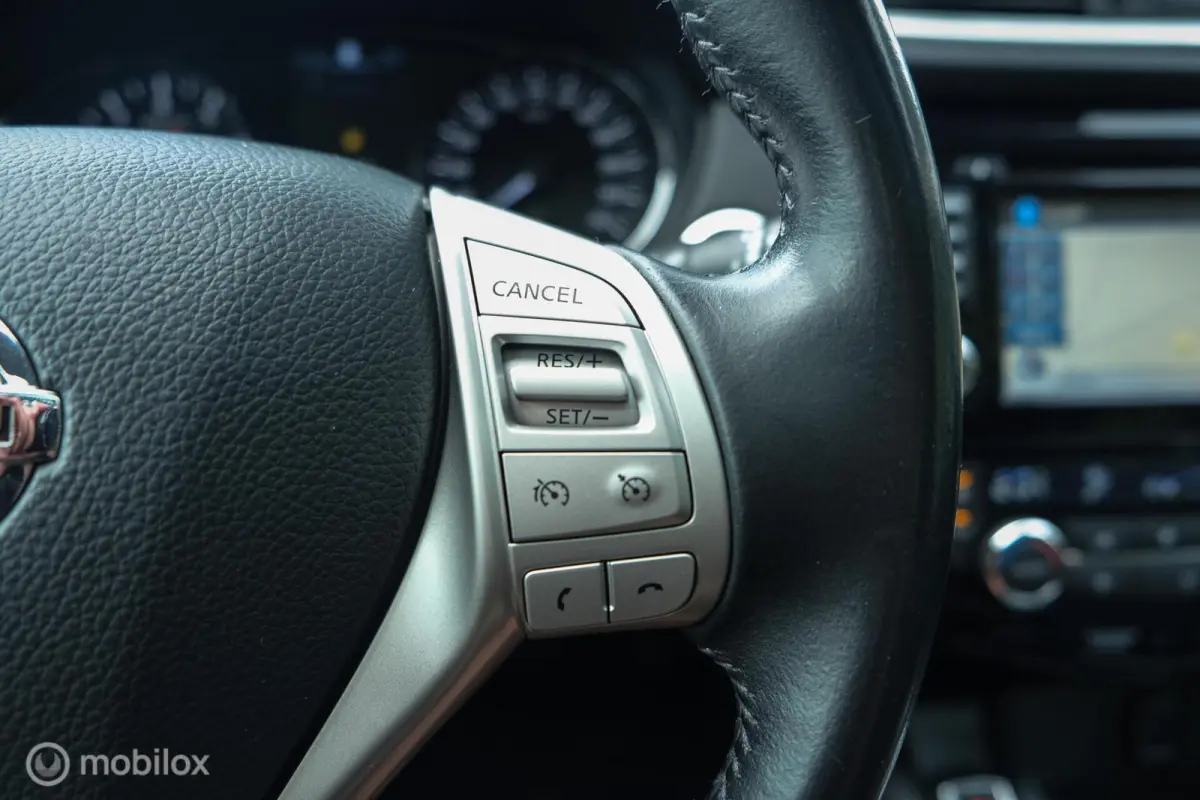 1.2 Acenta | Pano | Cruise | LED | Lane Assist | 360 Camera | Dealer onderhouden | Zeer netjes | Rijklaar | Keyless