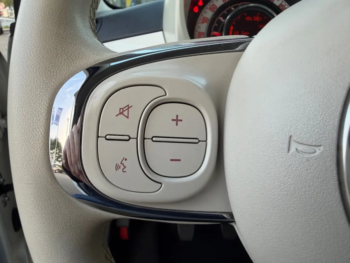 1.0 HYBRID LOUNGE AIRCO APPLE CARPLAY LMV