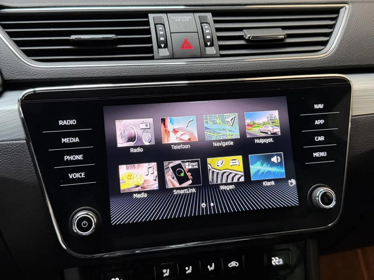 1.5 TSI ACT Business Edition Automaat | Adaptieve cruise control | Apple CarPlay/Android Auto | Climate control | Getint glas | Parkeersensoren voor en achter | Trekhaak