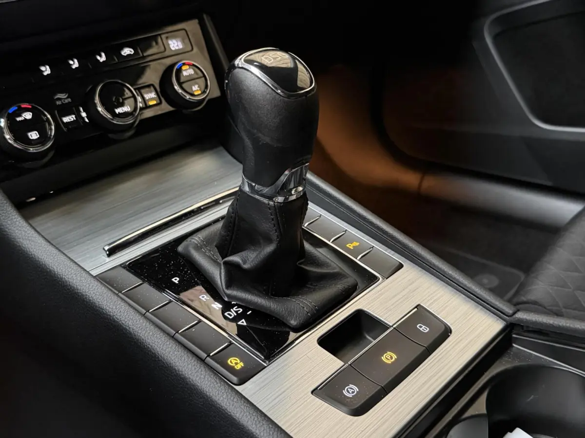 1.5 TSI ACT Business Edition Automaat | Adaptieve cruise control | Apple CarPlay/Android Auto | Climate control | Getint glas | Parkeersensoren voor en achter | Trekhaak