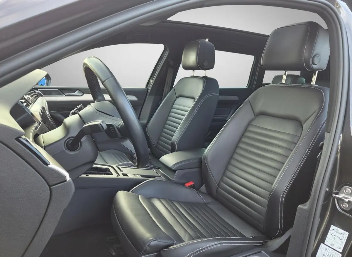1.5 TSI R-Line | Trekhaak | Leder | Virtual Cockpit | Camera