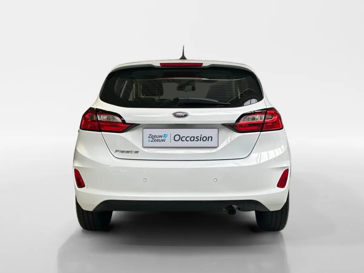 1.0 EcoBoost Hybrid Titanium | Apple Carplay / Android Auto | Stoel + Stuurverwarming | Cruise Control | Parkeersensoren Achter | Lichtsensor | Climate Control | Verwarmbare Voorruit