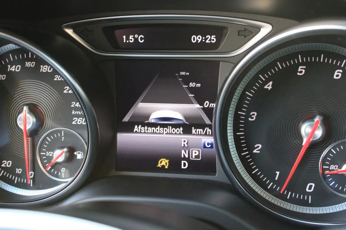 180 AMG Pano | Distronic | Memory | Camera | Carplay | White Art Edition
