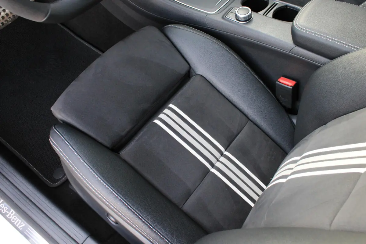 180 AMG Pano | Distronic | Memory | Camera | Carplay | White Art Edition