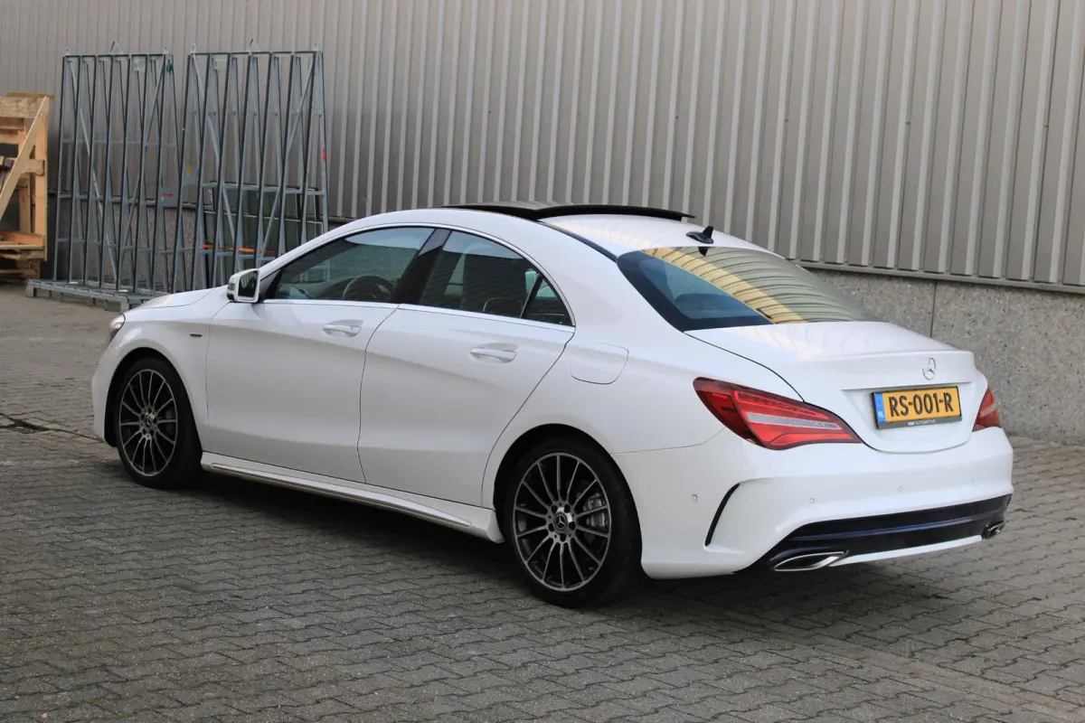 180 AMG Pano | Distronic | Memory | Camera | Carplay | White Art Edition