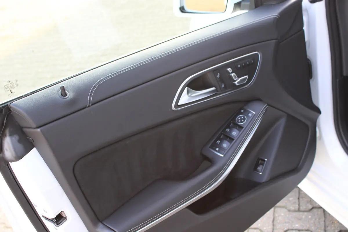 180 AMG Pano | Distronic | Memory | Camera | Carplay | White Art Edition