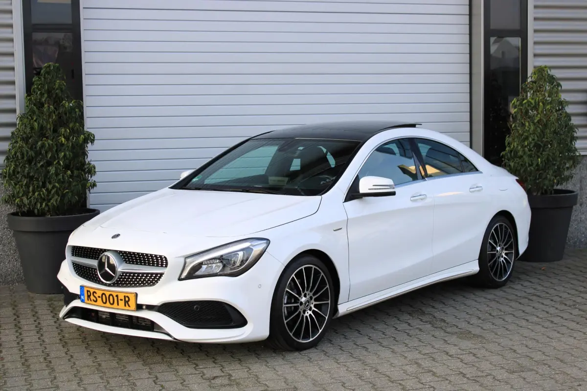 180 AMG Pano | Distronic | Memory | Camera | Carplay | White Art Edition