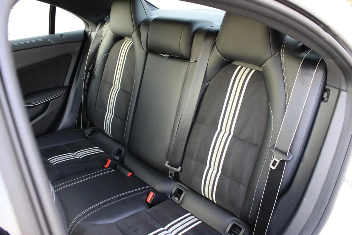 180 AMG Pano | Distronic | Memory | Camera | Carplay | White Art Edition