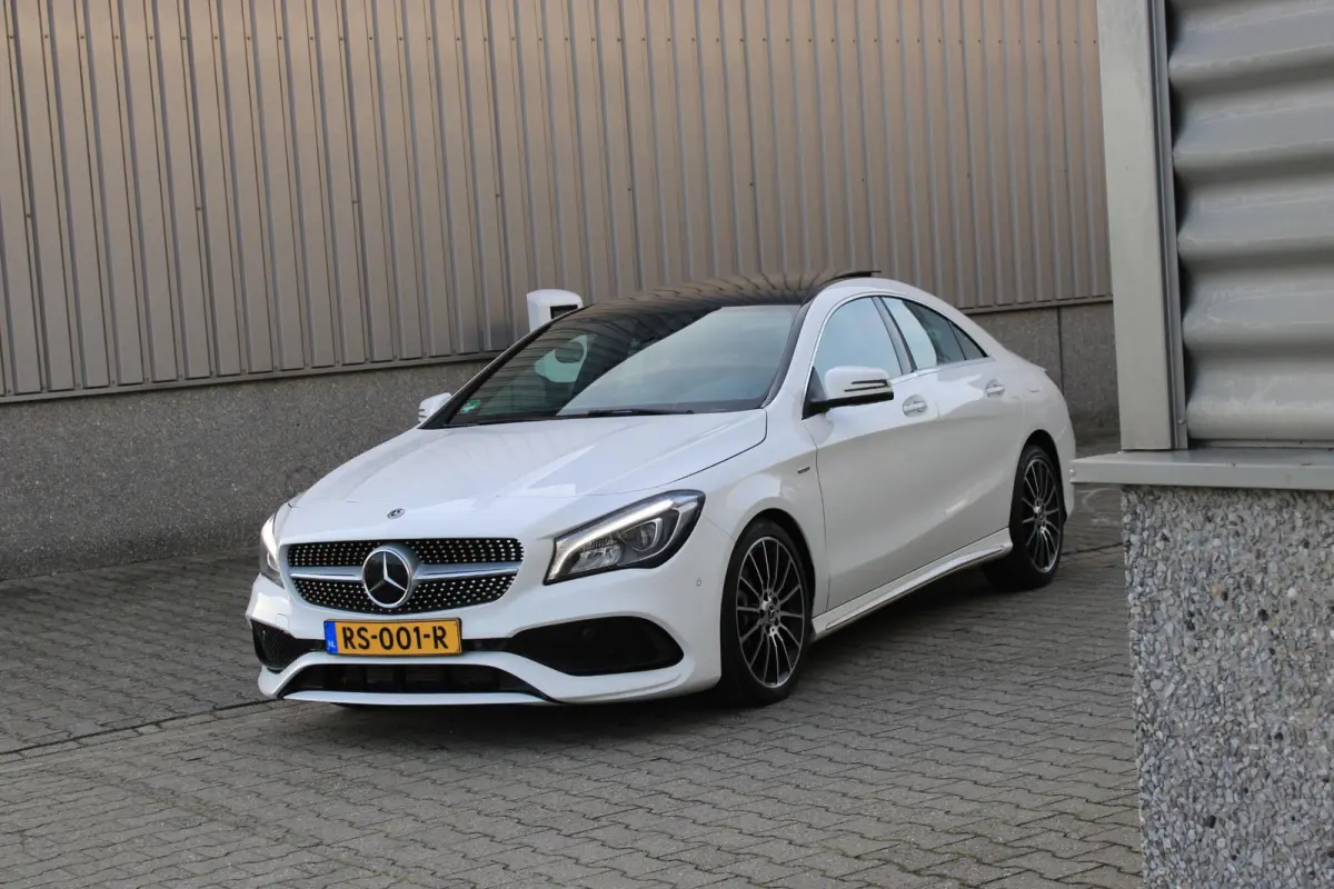 180 AMG Pano | Distronic | Memory | Camera | Carplay | White Art Edition