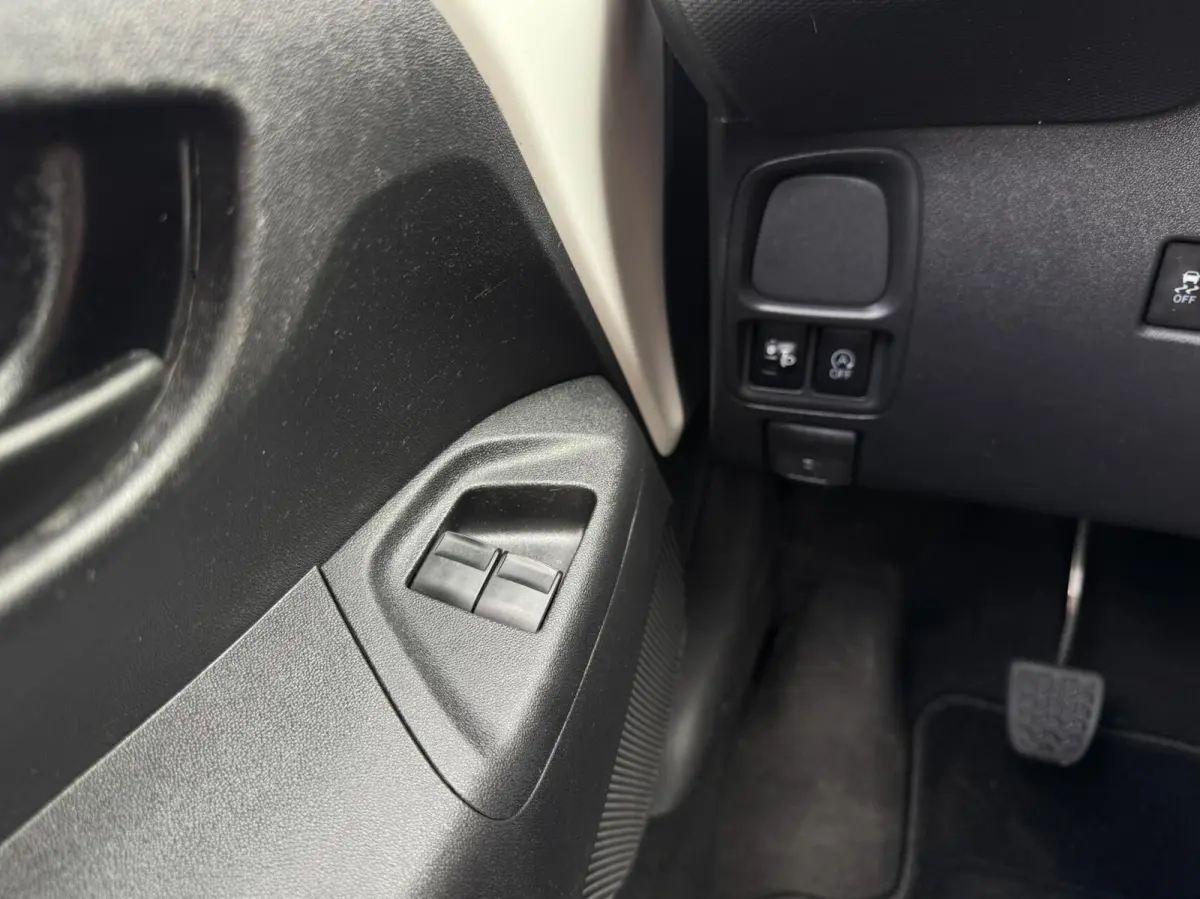 1.0 VTi Feel 5 Deurs | Airco | Limiter | Bluetooth