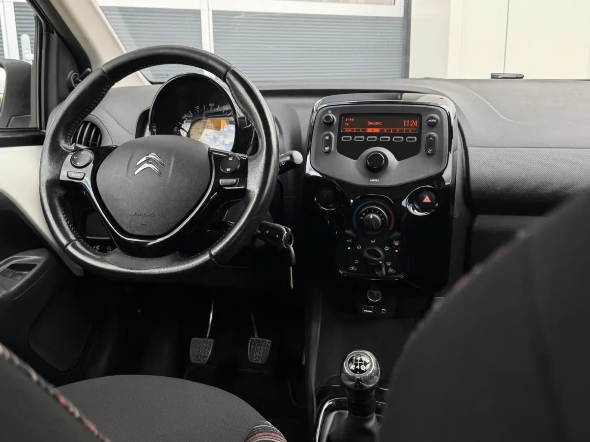 1.0 VTi Feel 5 Deurs | Airco | Limiter | Bluetooth