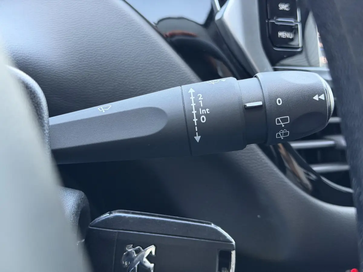 1.2 PureTech Blue Lion Navi|Carplay|Airco|Cruise|PDC|N.A.P|Nieuwe APK bij Aflevering