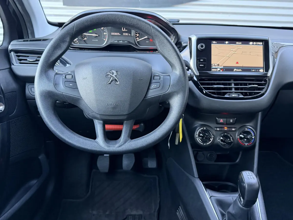 1.2 PureTech Blue Lion Navi|Carplay|Airco|Cruise|PDC|N.A.P|Nieuwe APK bij Aflevering