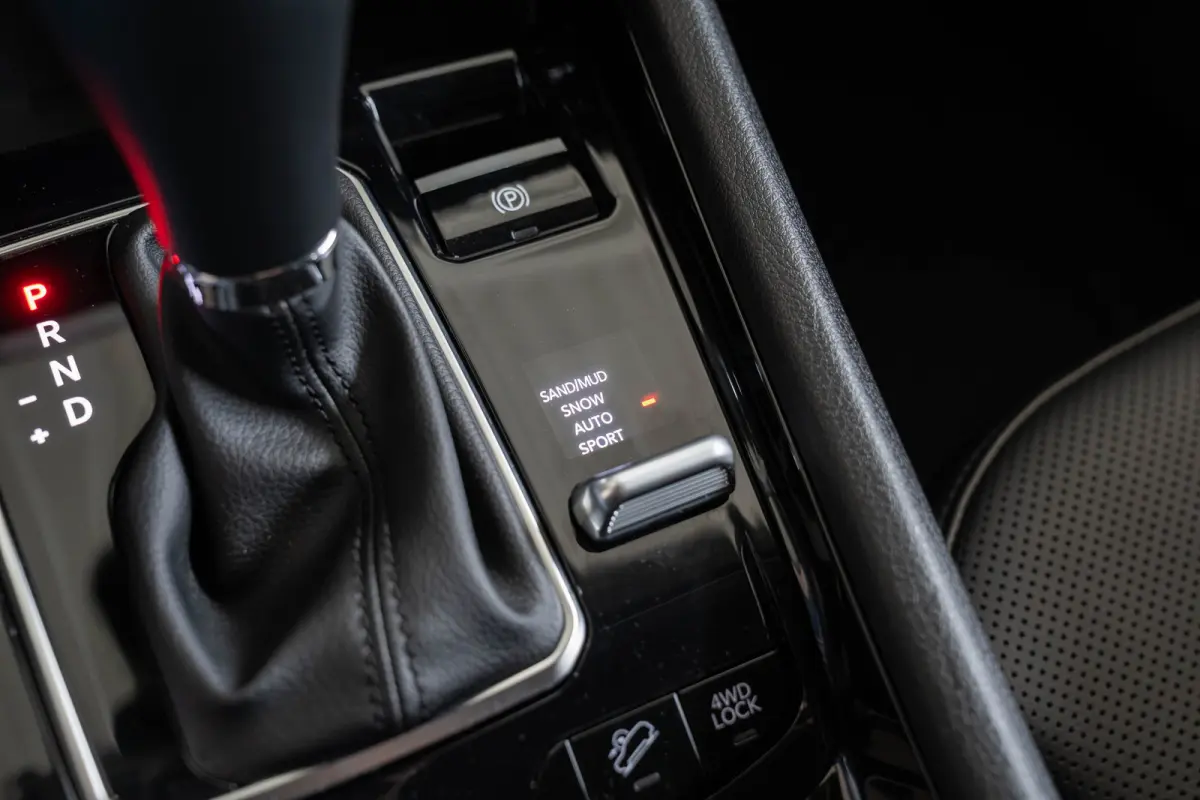4xe 240 Plug-in Hybrid Summit | Lederen Bekleding | Stoel & Stuurverwarming | El. Stoelverstelling | Navigatie | Cruise Controle Adaptive | Climate Controle | Parkeersensoren |