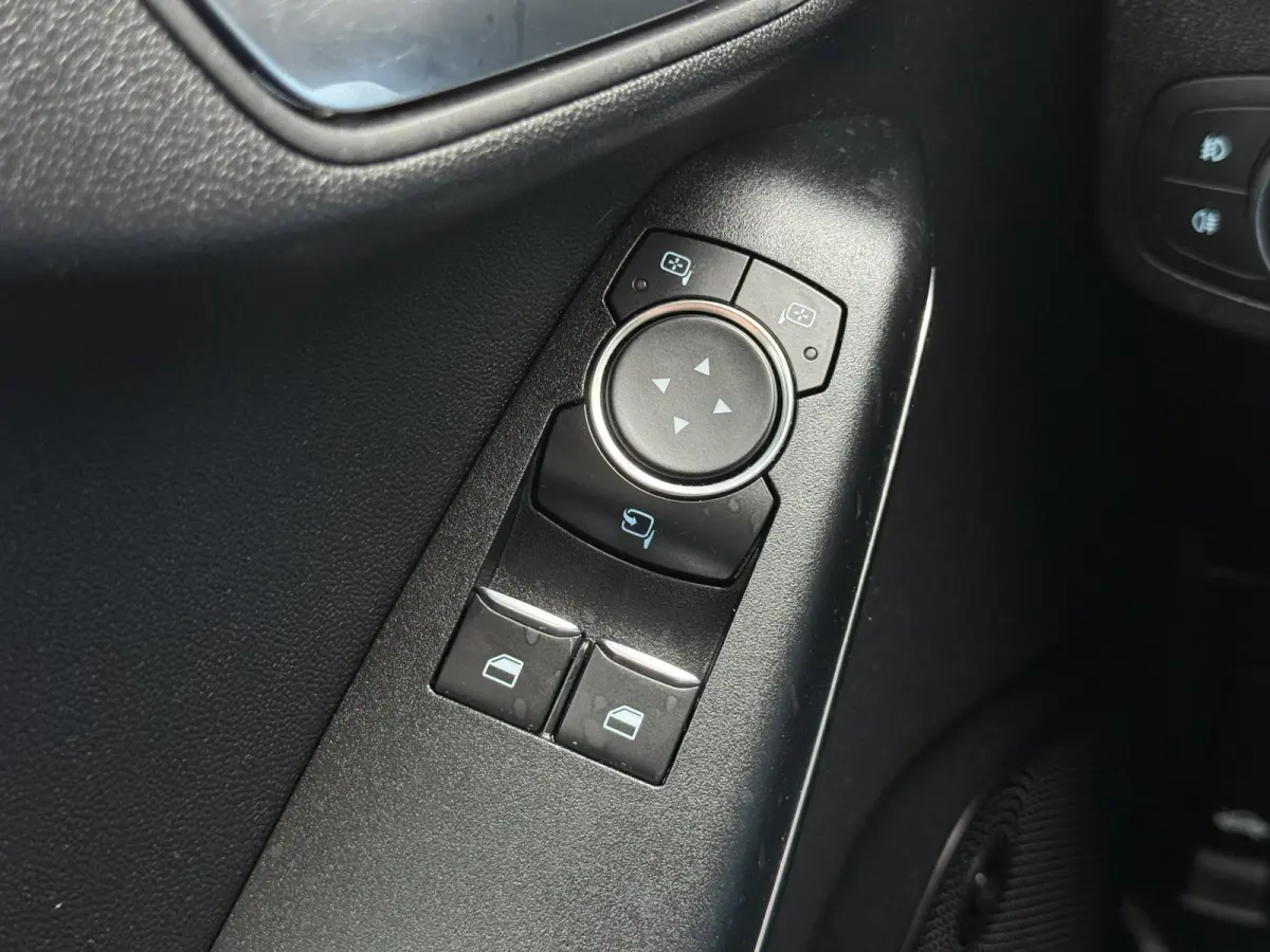 1.0 EcoBoost Titanium Camera|Carplay|Cruise|B&O|PDC V+A|Clima|Navi|Lm velgen|Elek ramen|N.A.P|Nieuwe APK bij aflevering