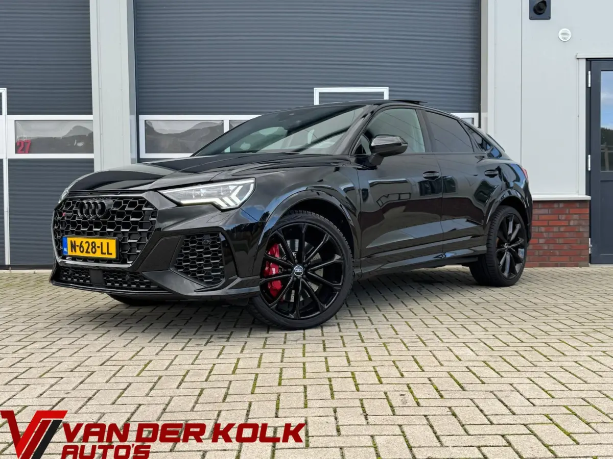 RS Q3 2.5 TFSI | RS Geruit Leder | Panorama | Virutal Cockpit | 360 Camera | Individual Velgen | Adaptive Cruise | CarPlay | Navigatie | Climate
