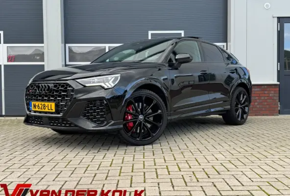 RS Q3 2.5 TFSI | RS Geruit Leder | Panorama | Virutal Cockpit | 360 Camera | Individual Velgen | Adaptive Cruise | CarPlay | Navigatie | Climate