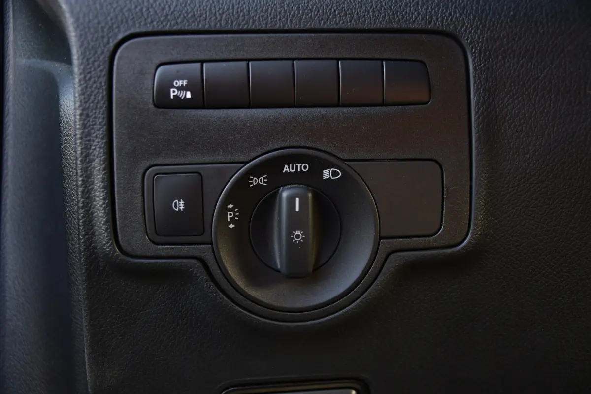 116 CDI L2 PB Edition Camera, Cruise, Carplay, LED, Clima, 164pk, Multimedia, Trekhaak, Automaat, Uniek!