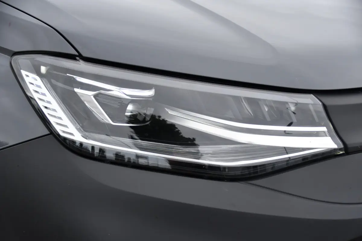 1.5 TSI PB Edition Camera, Adaptieve Cruise, Carplay, LED, Stoelverwarming, Multimedia, Automaat, 115pk, Benzine, Uniek!