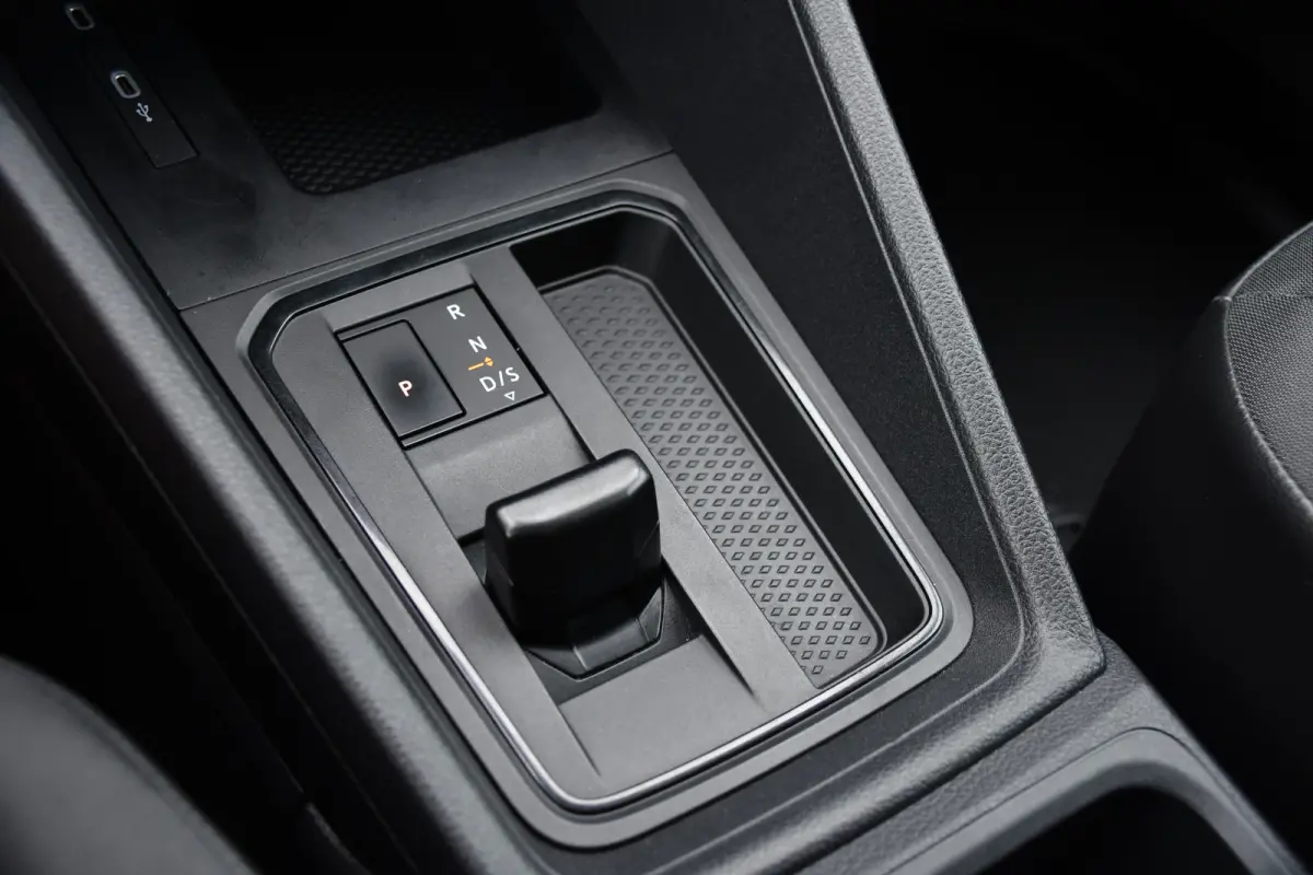1.5 TSI PB Edition Camera, Adaptieve Cruise, Carplay, LED, Stoelverwarming, Multimedia, Automaat, 115pk, Benzine, Uniek!