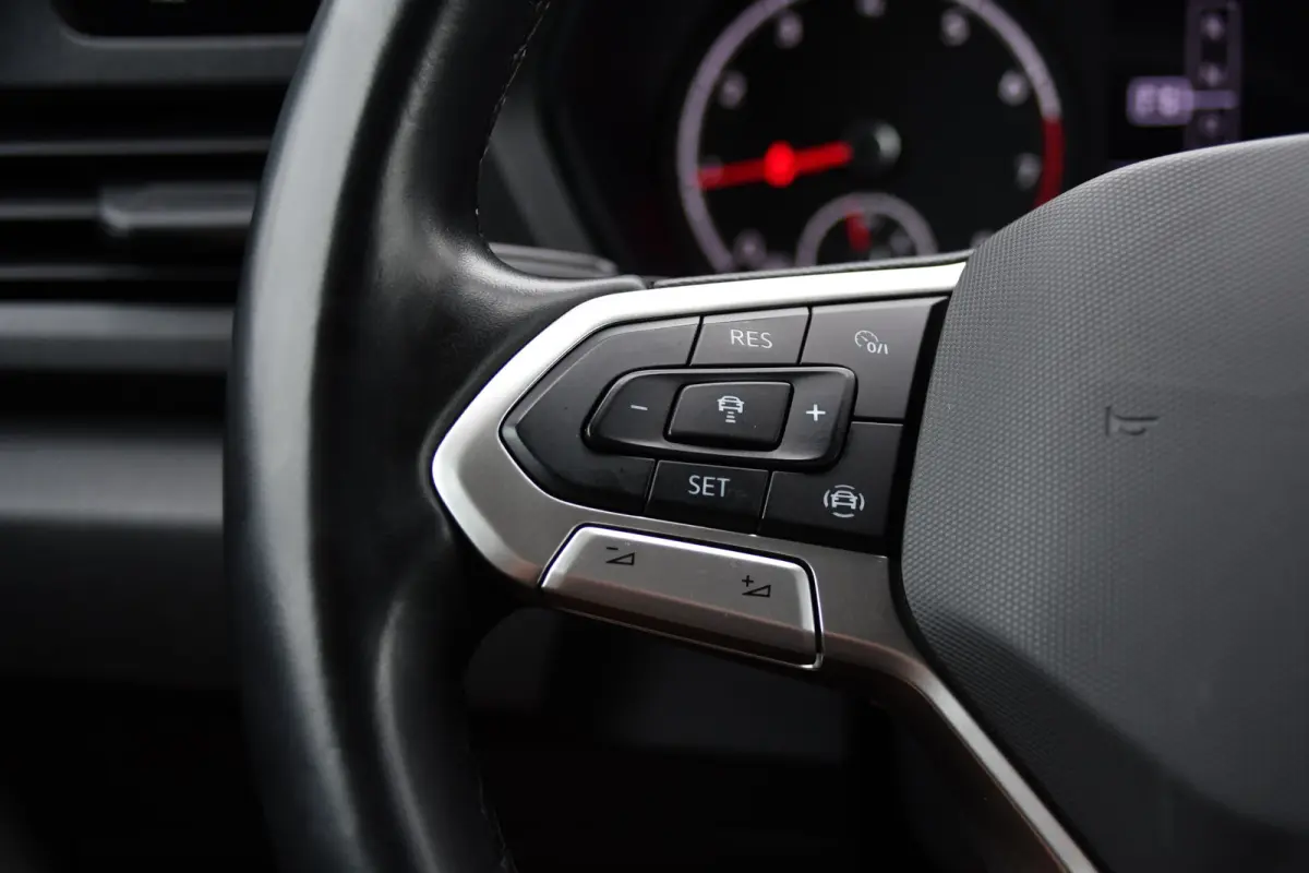 1.5 TSI PB Edition Camera, Adaptieve Cruise, Carplay, LED, Stoelverwarming, Multimedia, Automaat, 115pk, Benzine, Uniek!