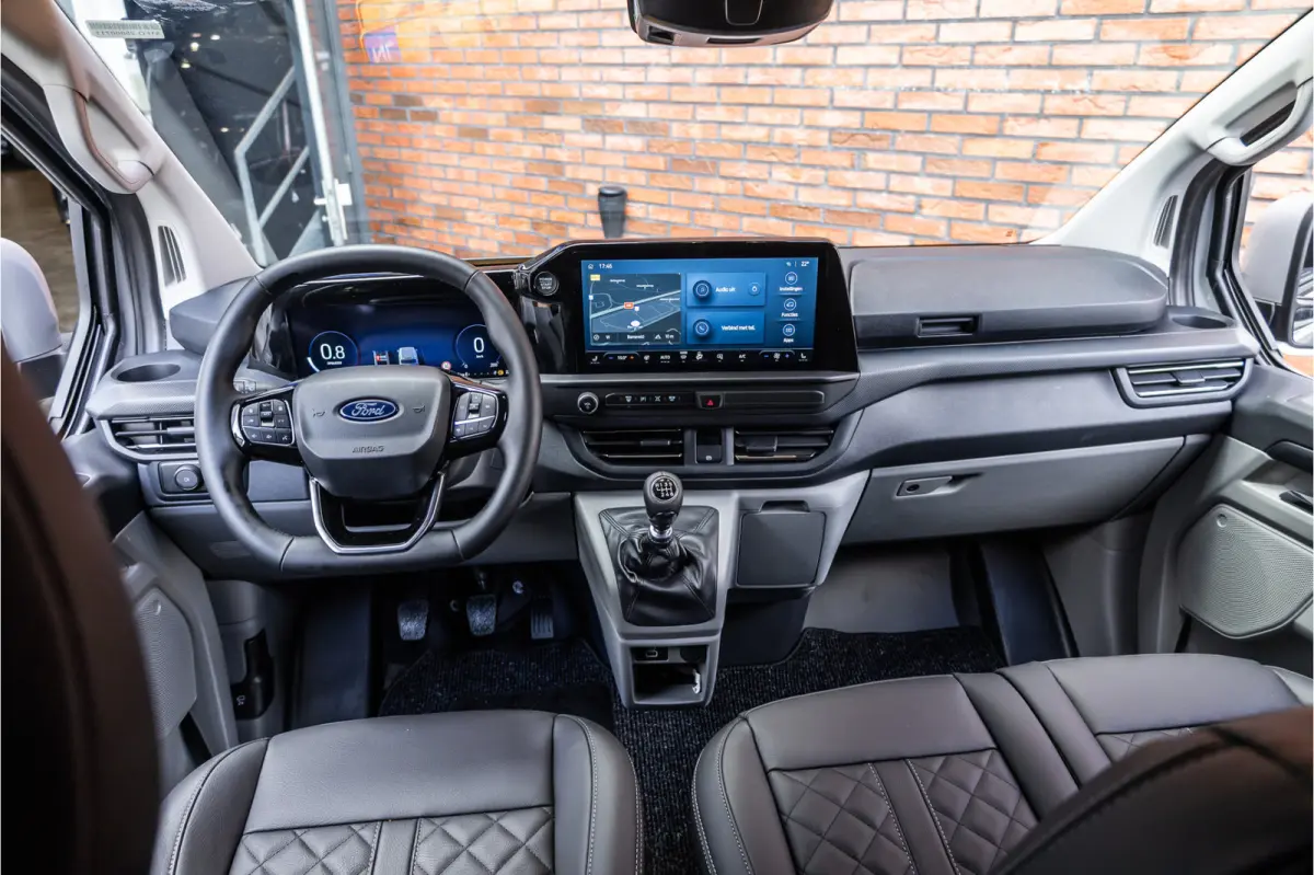 320 2.0 TDCI 150 PK L2H1 Limited | 6-zitter | ACC | Blind Spot | Navigatie | CarPlay | Camera | Trekhaak | Stoel- en stuurwielverwarming | DAB | BPM Vrij | Luxe dubbel cabine