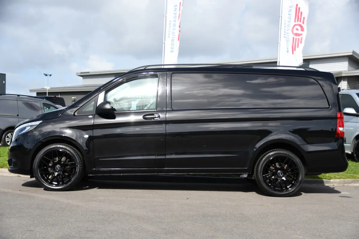 116 CDI L2 Black Edition Camera, Cruise, Carplay, LED, 164pk, Stoelverwarming, Standkachel, Automaat, Multimedia, Uniek!