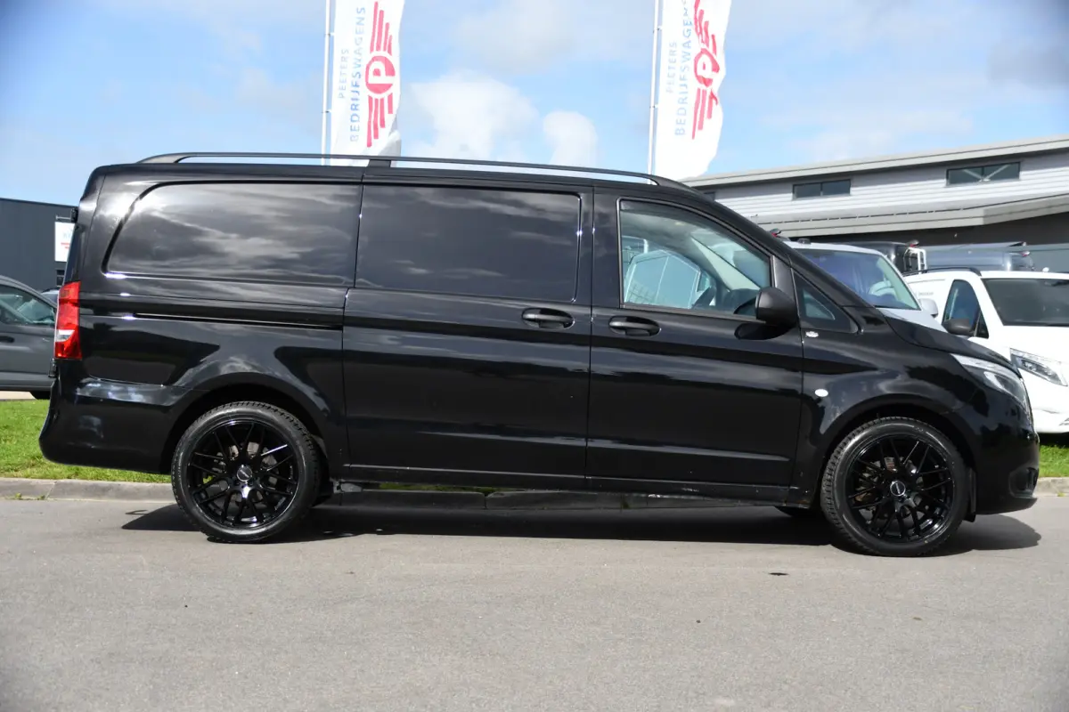 116 CDI L2 Black Edition Camera, Cruise, Carplay, LED, 164pk, Stoelverwarming, Standkachel, Automaat, Multimedia, Uniek!