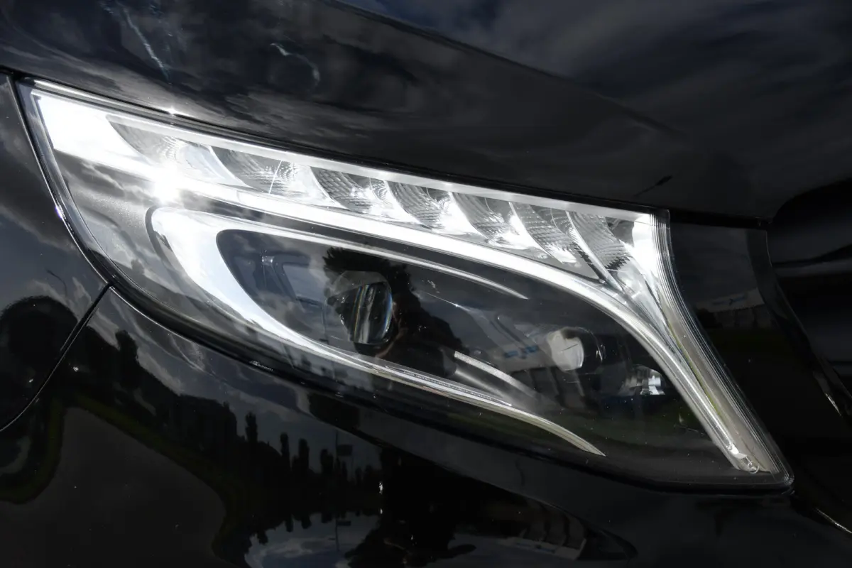 116 CDI L2 Black Edition Camera, Cruise, Carplay, LED, 164pk, Stoelverwarming, Standkachel, Automaat, Multimedia, Uniek!