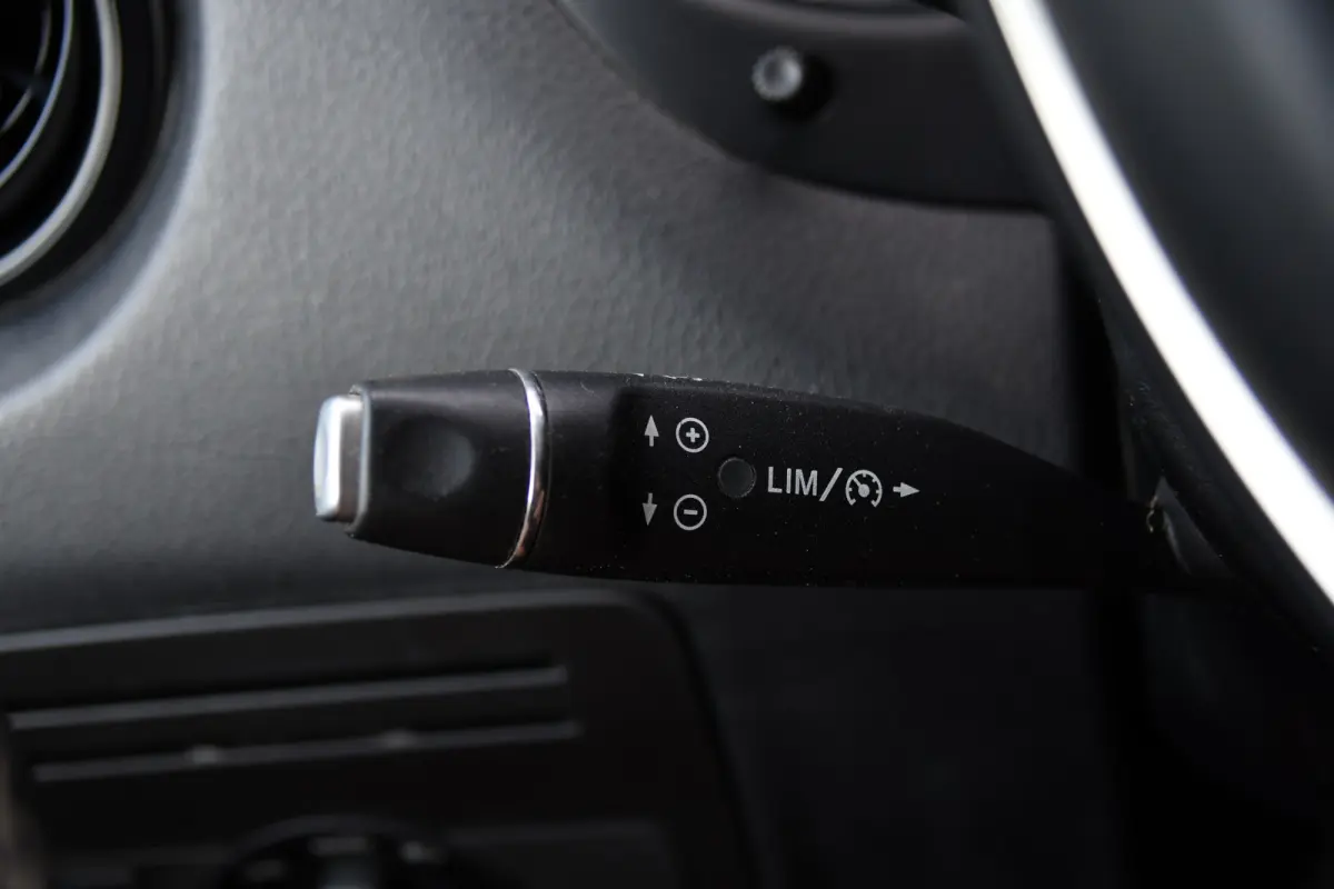 116 CDI L2 Black Edition Camera, Cruise, Carplay, LED, 164pk, Stoelverwarming, Standkachel, Automaat, Multimedia, Uniek!