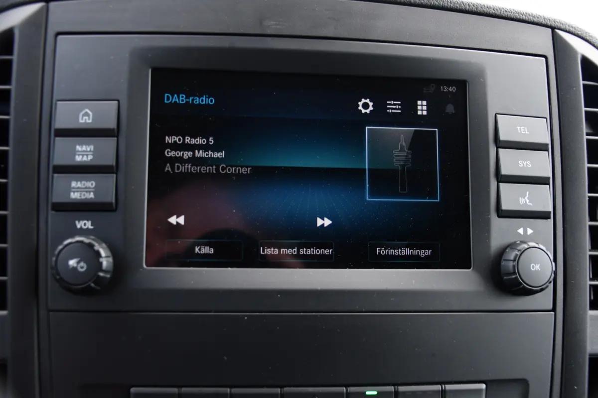 116 CDI L2 Black Edition Camera, Cruise, Carplay, LED, 164pk, Stoelverwarming, Standkachel, Automaat, Multimedia, Uniek!