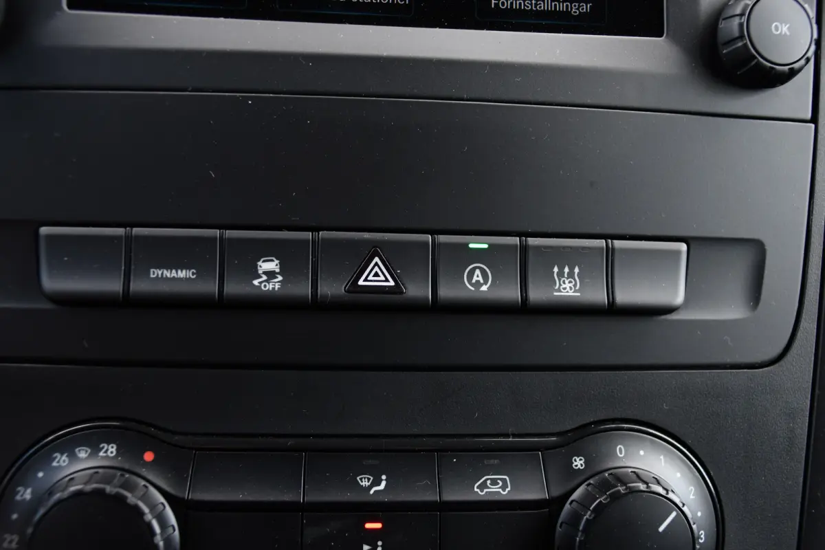 116 CDI L2 Black Edition Camera, Cruise, Carplay, LED, 164pk, Stoelverwarming, Standkachel, Automaat, Multimedia, Uniek!