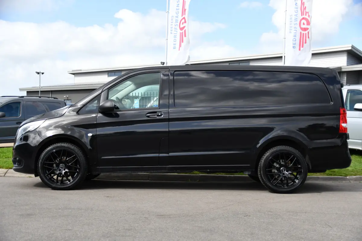 116 CDI L2 Black Edition Camera, Cruise, Carplay, LED, 164pk, Stoelverwarming, Standkachel, Automaat, Multimedia, Uniek!