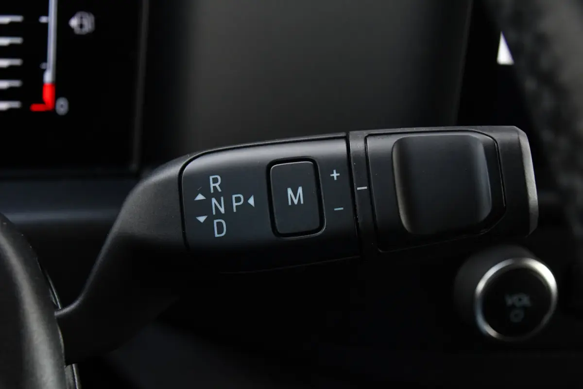 300 2.0 TDCI L1H1 Black Edition Virtual, Cruise, Carplay, Camera, LED, Automaat, 136pk, Stoelverwarming, Multimedia, Uniek!