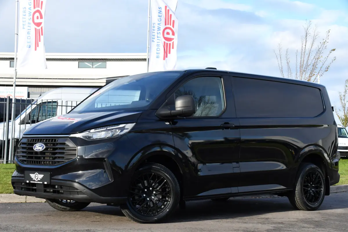 300 2.0 TDCI L1H1 Black Edition Virtual, Cruise, Carplay, Camera, LED, Automaat, 136pk, Stoelverwarming, Multimedia, Uniek!