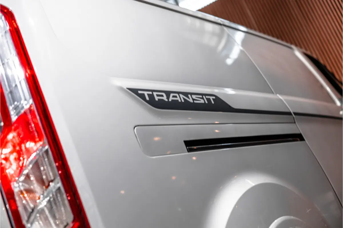 320 2.0 TDCI 185 PK L2H1 Sport | L+R Schuifdeur | CarPlay | Camera | Navigatie | Trekhaak | Stoelverwarming | Cruise control | DAB | Nieuwe APK