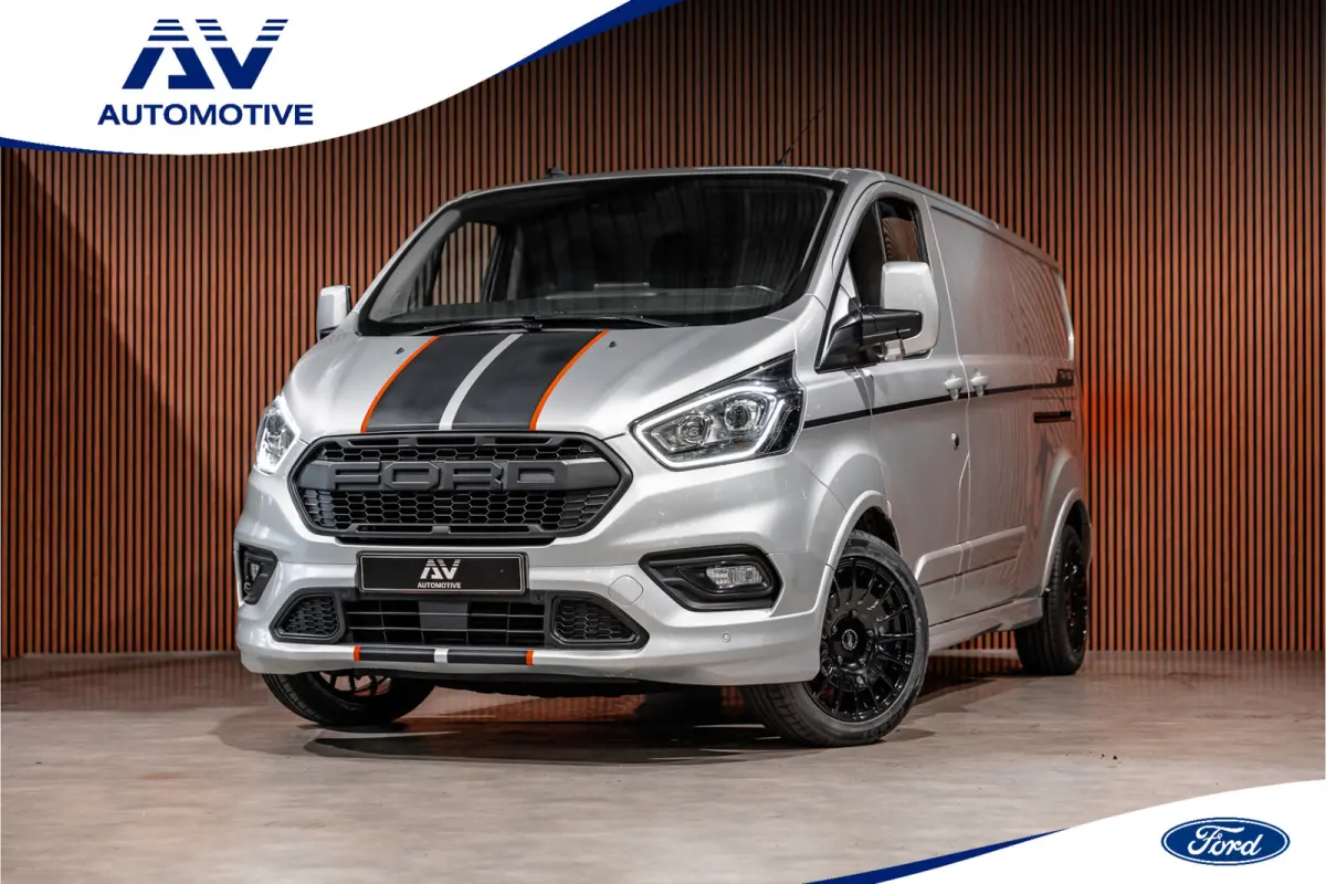 320 2.0 TDCI 185 PK L2H1 Sport | L+R Schuifdeur | CarPlay | Camera | Navigatie | Trekhaak | Stoelverwarming | Cruise control | DAB | Nieuwe APK