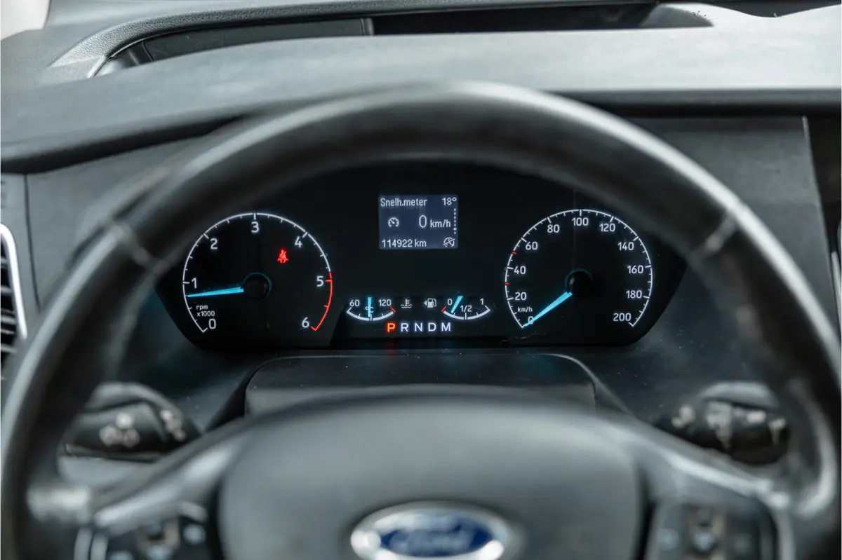 320 2.0 TDCI 185 PK L2H1 Sport | L+R Schuifdeur | CarPlay | Camera | Navigatie | Trekhaak | Stoelverwarming | Cruise control | DAB | Nieuwe APK