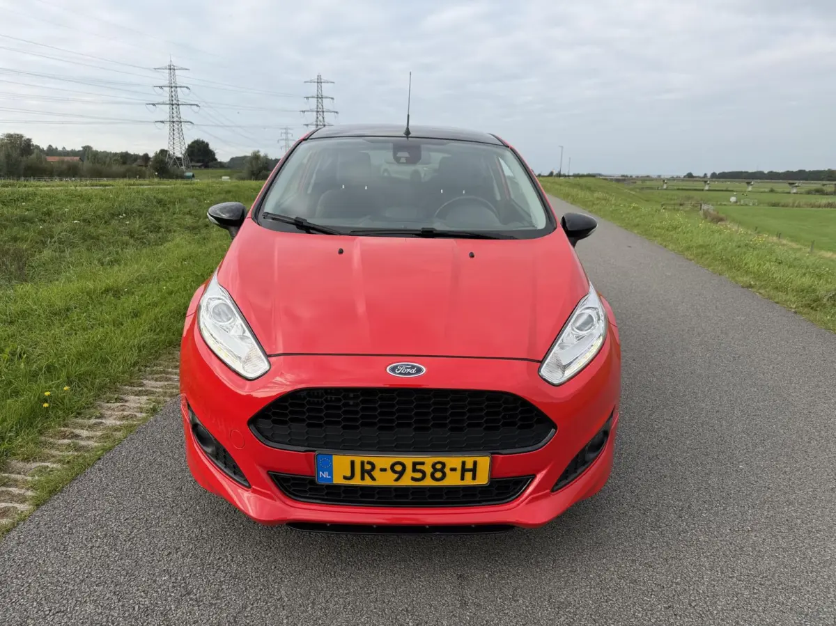 1.0 EcoBoost Red Edition 140pk 114382km nieuwe distributie