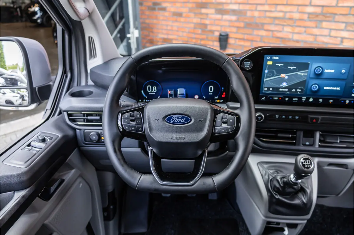 320 2.0 TDCI 150 PK L2H1 Limited | 6-zitter | ACC | Blind Spot | Navigatie | CarPlay | Camera | Trekhaak | Stoel- en stuurwielverwarming | DAB | BPM Vrij | Luxe dubbel cabine