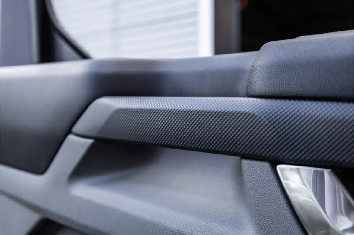 320 2.0 TDCI 150 PK L2H1 Limited | 6-zitter | ACC | Blind Spot | Navigatie | CarPlay | Camera | Trekhaak | Stoel- en stuurwielverwarming | DAB | BPM Vrij | Luxe dubbel cabine