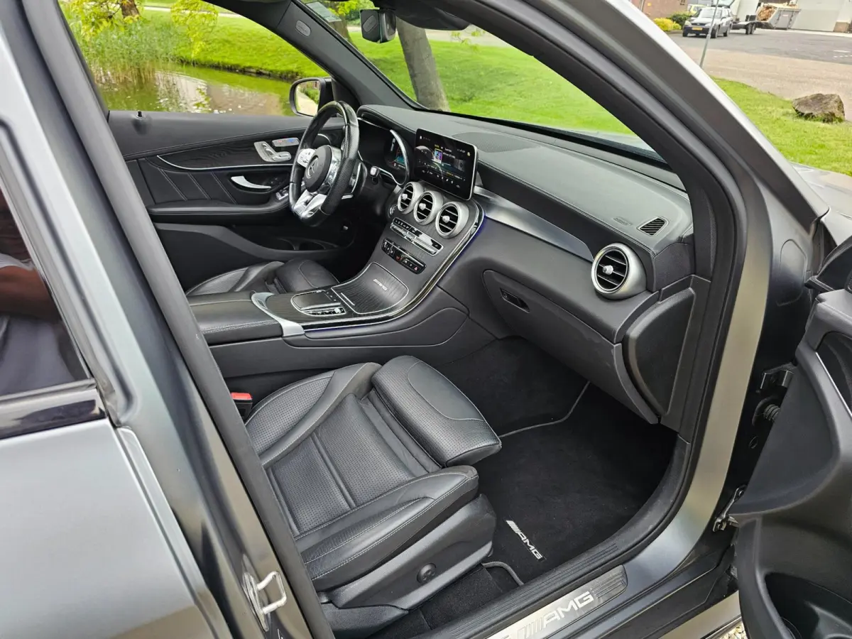 AMG 63 4MATIC+ Premium Plus