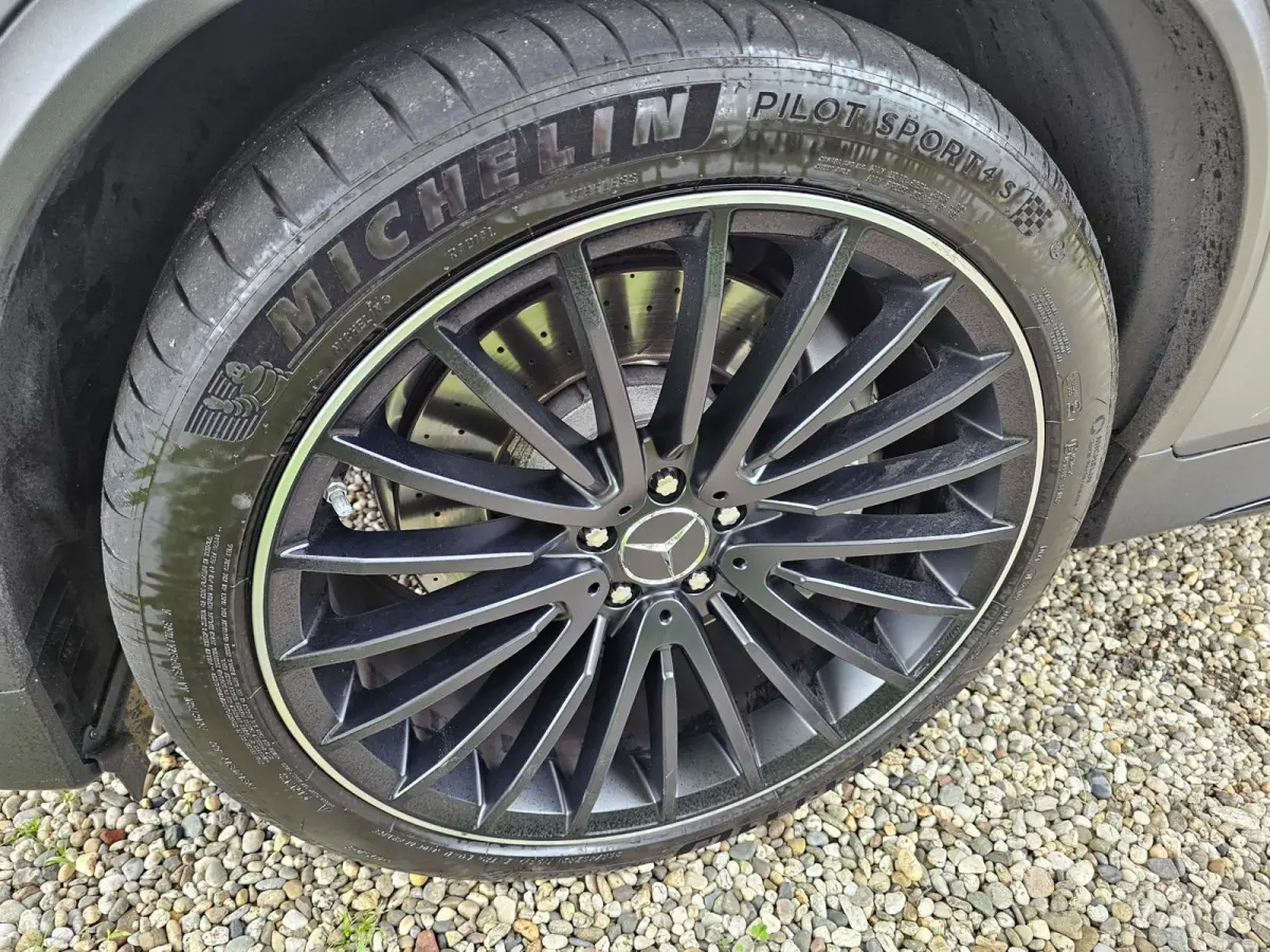 AMG 63 4MATIC+ Premium Plus