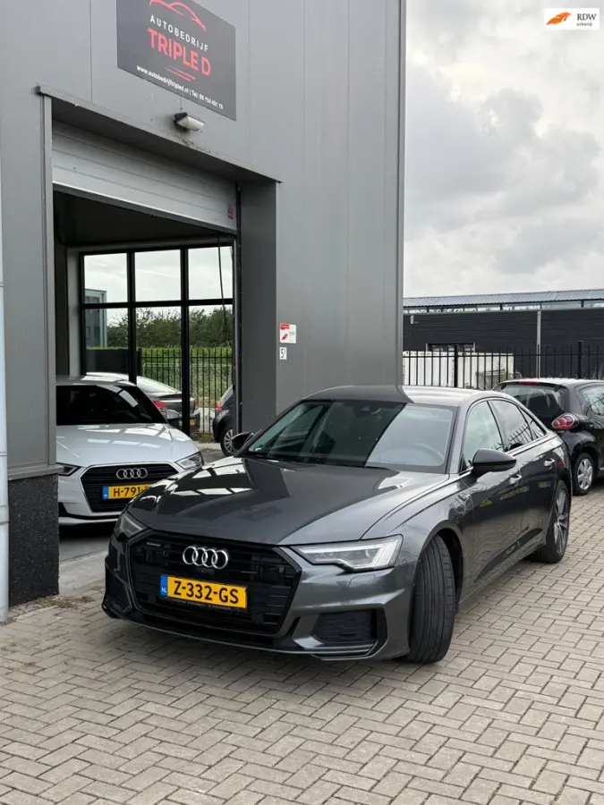 55 TFSI e quattro Competition S - Line