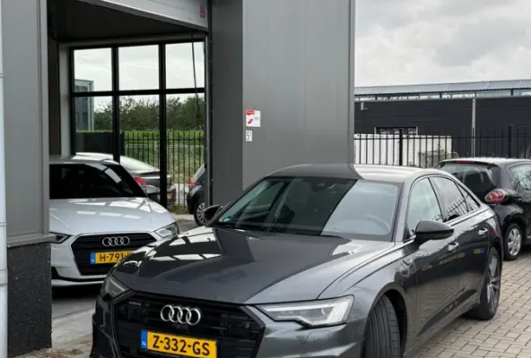 55 TFSI e quattro Competition S - Line