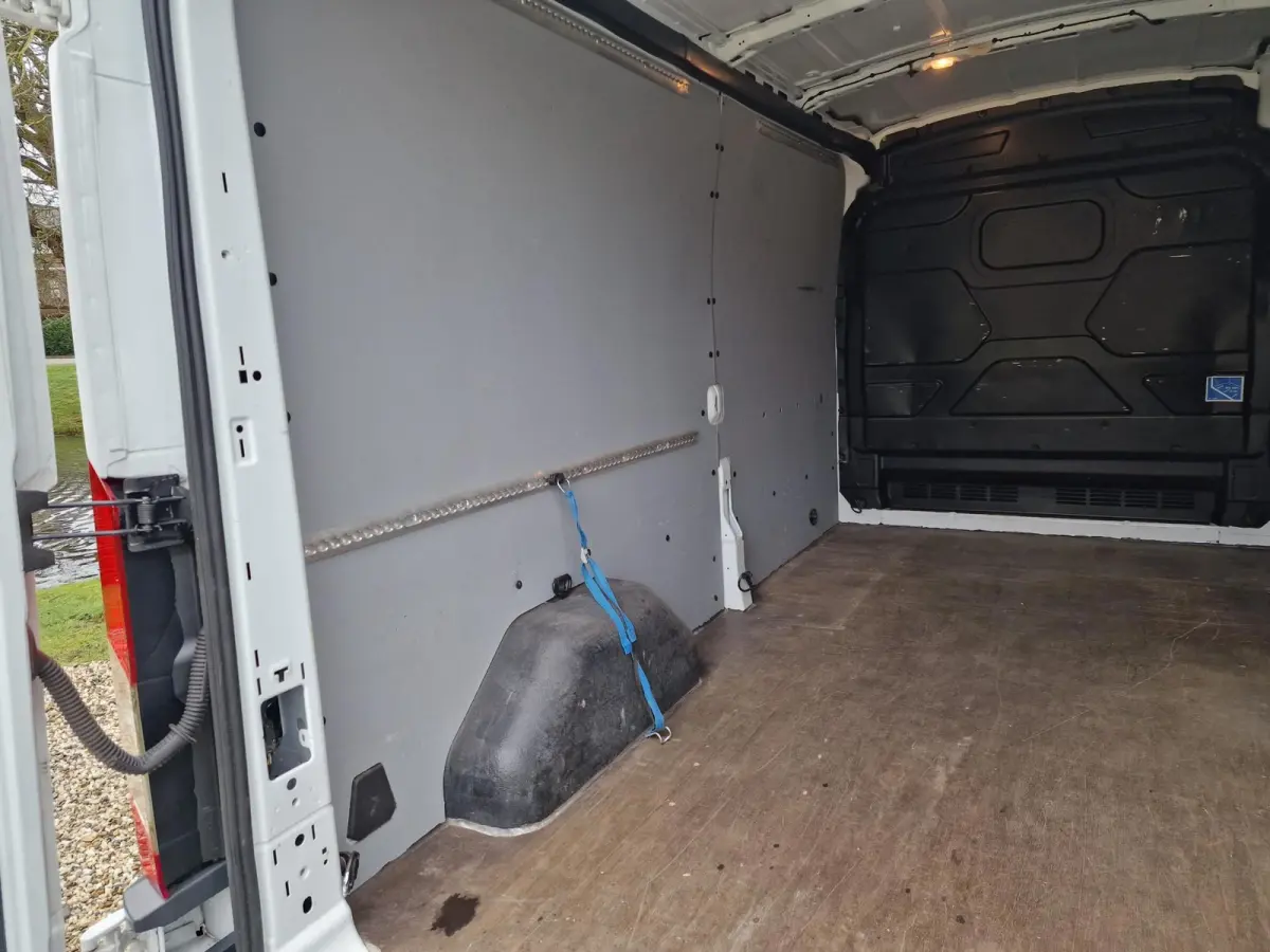 310 2.0 TDCI L3H3 AIRCO/cruise
