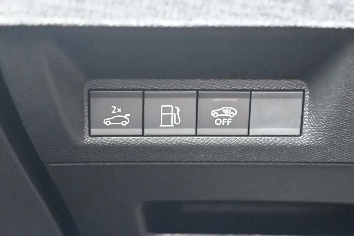 GT | Adaptieve cruise control met Stop&Go functie | LED 3D-achterlichten | Pack Safety Plus
