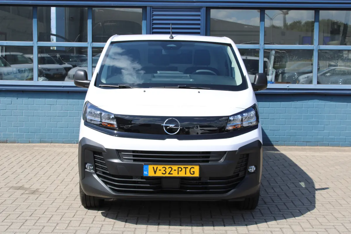 Standaard - Electric | Elektrisch bedienbare en verwarmde buitenspiegels | Exterieurpakket | Multi-mode toggle (ECO, NORMAL, POWER)